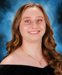 Brianna Montane headshot cropped